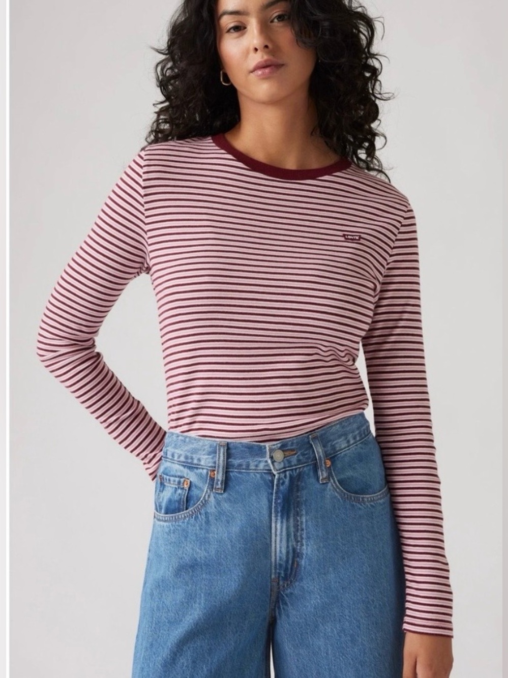 ♥️LEVI’S Y2K Style Top - Long Sleeve - Striped Ribbed Knit Essential Crew Neck